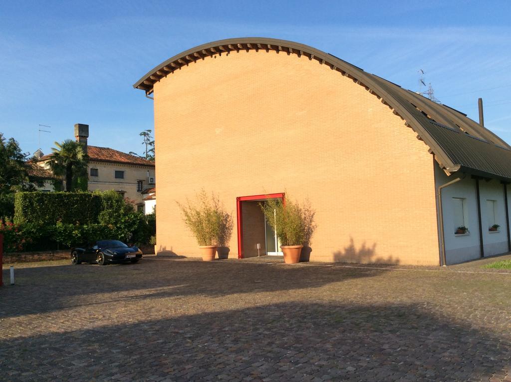 15.92 Hotel Cazzago  Exterior photo